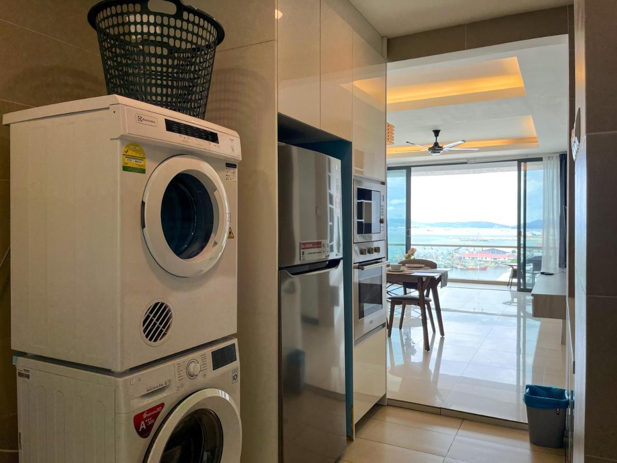 Pelagos Oceanus Waterfront Seaview Homestay קוטה קינבלו מראה חיצוני תמונה